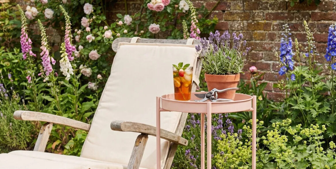 6 simple garden jobs to do right now for an instant spring refresh 6 simple garden jobs to do right now for an instant spring refresh