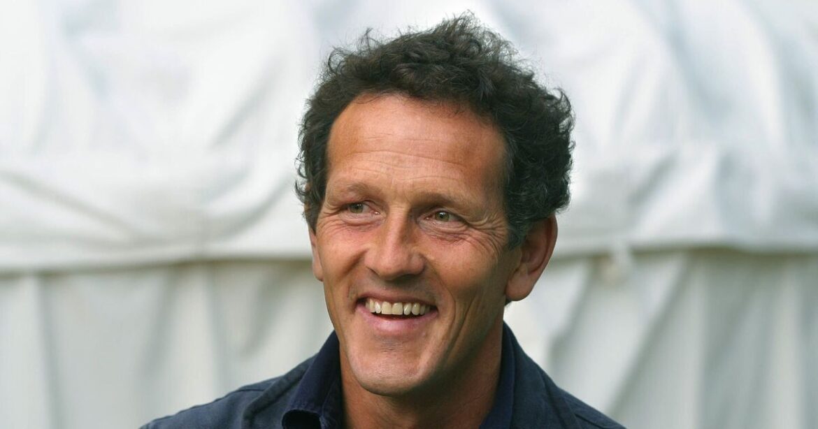 BBC’s Monty Don tells gardeners to do 5 jobs this weekend BBC’s Monty Don tells gardeners to do 5 jobs this weekend