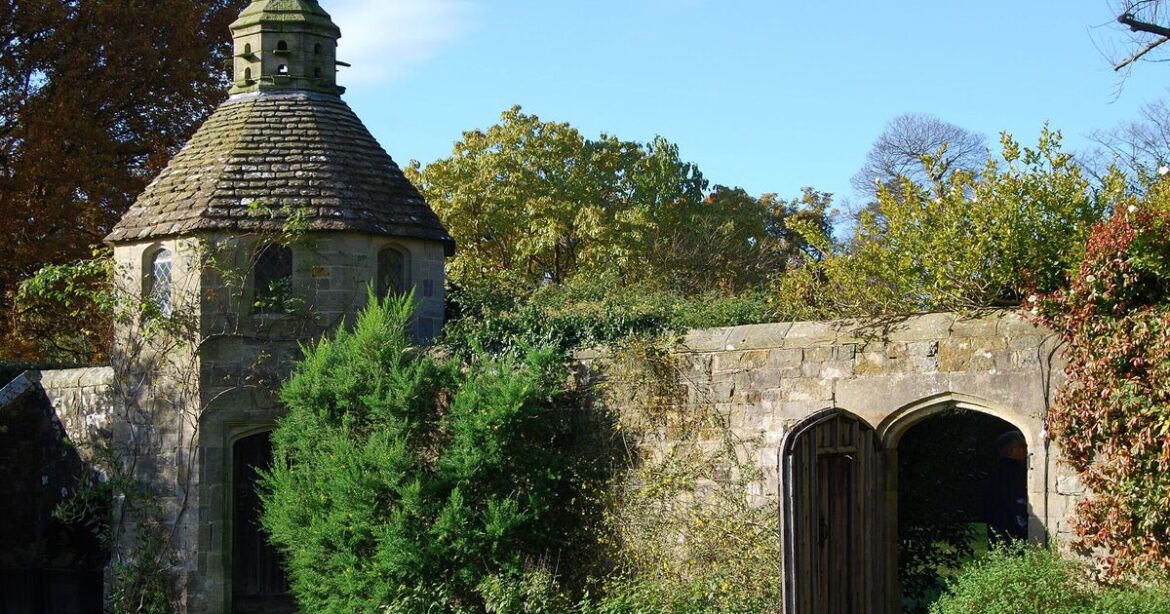 The 5 best public gardens to visit this spring – with wildflower meadows and ‘rare plants’ | Travel News | Travel The 5 best public gardens to visit this spring - with wildflower meadows and 'rare plants' | Travel News | Travel