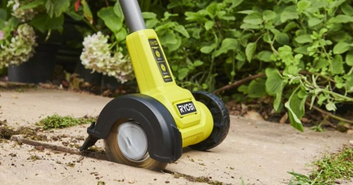 'Supremely clean' patio cleaner with double discount and no 'backache'