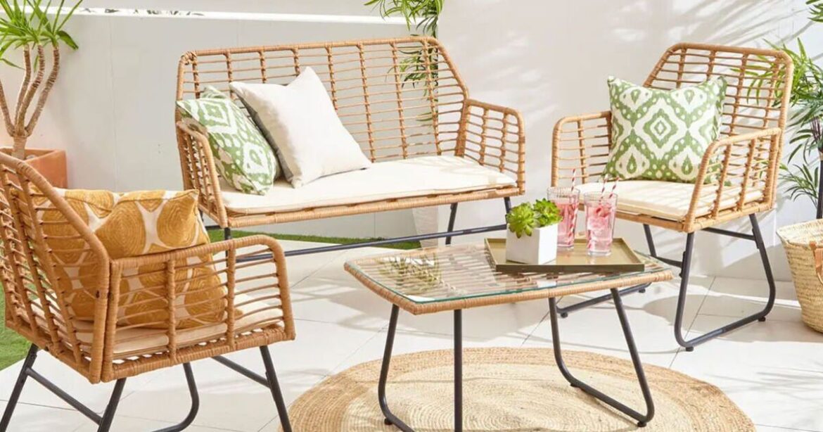 'Stylish' bamboo garden furniture set now under £130