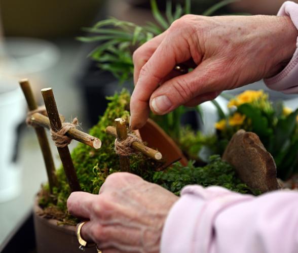 Resurrection garden planters workshop
