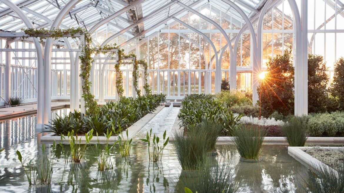 Longwood Gardens named by USA TODAY as one of country’s best gardens Longwood Gardens named by USA TODAY as one of country's best gardens