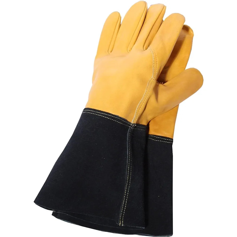 8 best gardening gloves to protect your hands