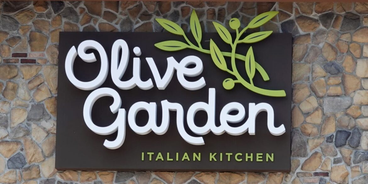 You Can Score A Free Meal At Olive Garden Right Now—Here's How