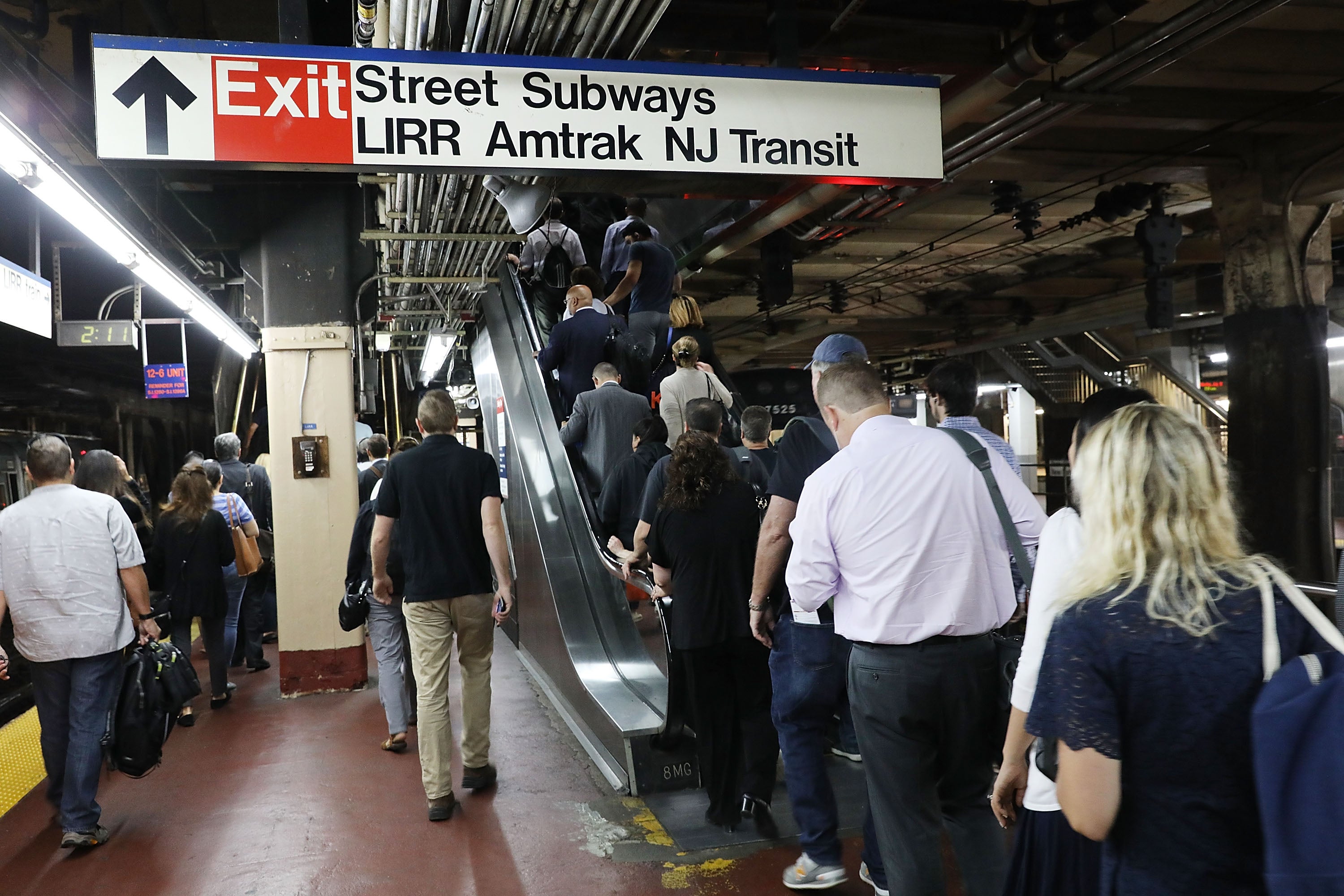 The plan would cost an estimated $7.5 billion, a sum that includes the cost of moving Madison Square Garden