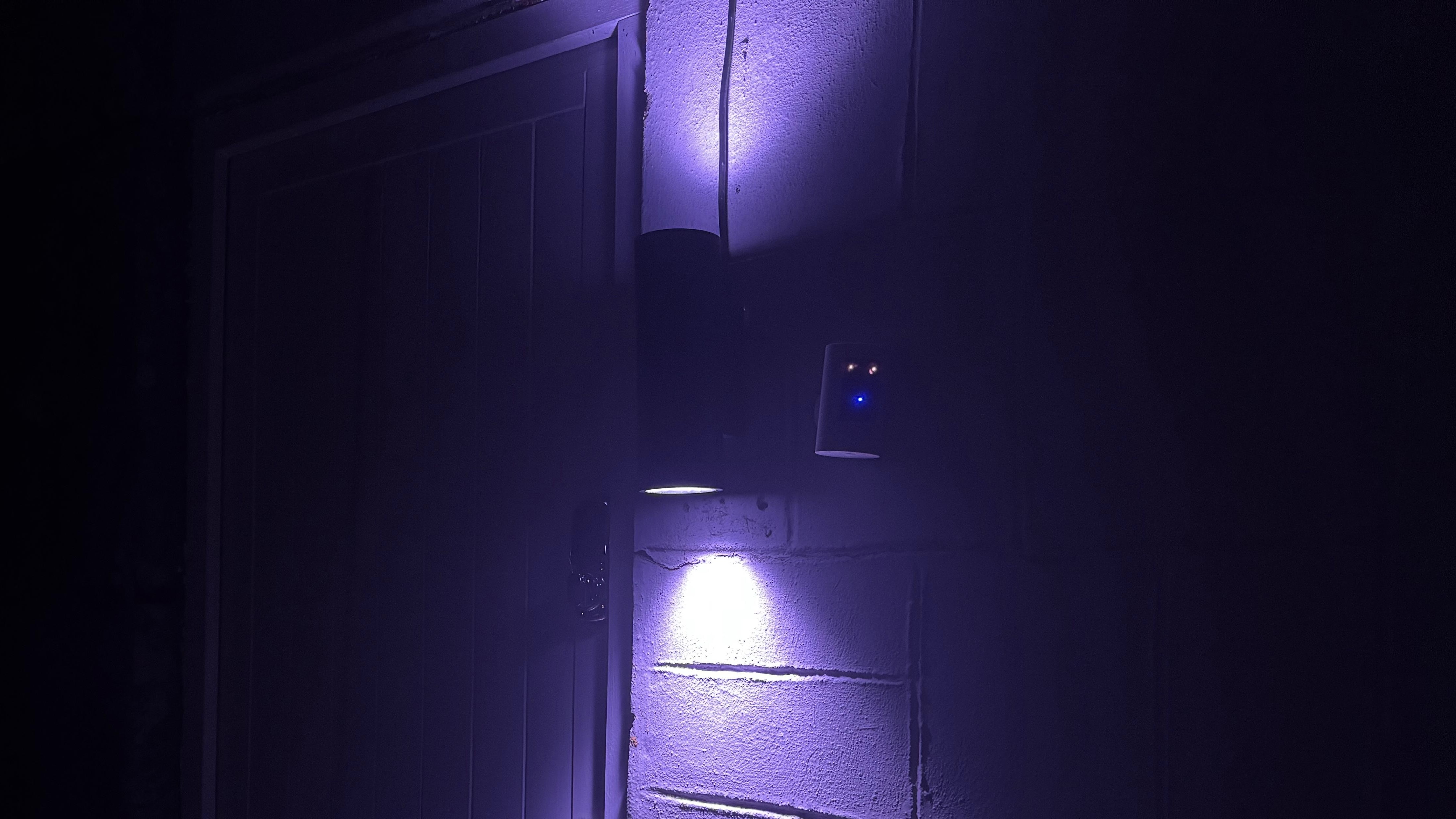 Philips Hue Hue Appear Wall Light