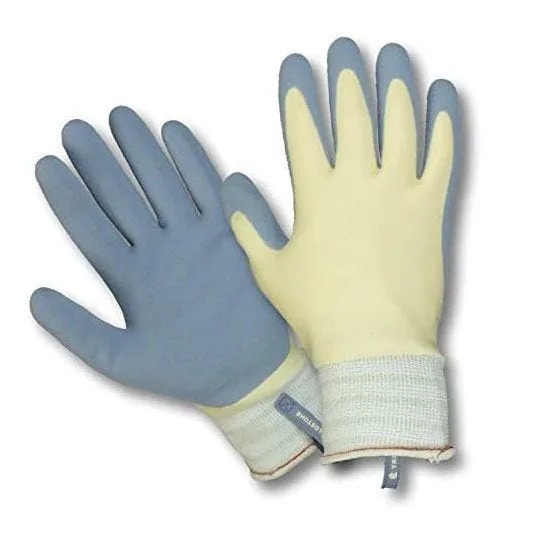 8 best gardening gloves to protect your hands