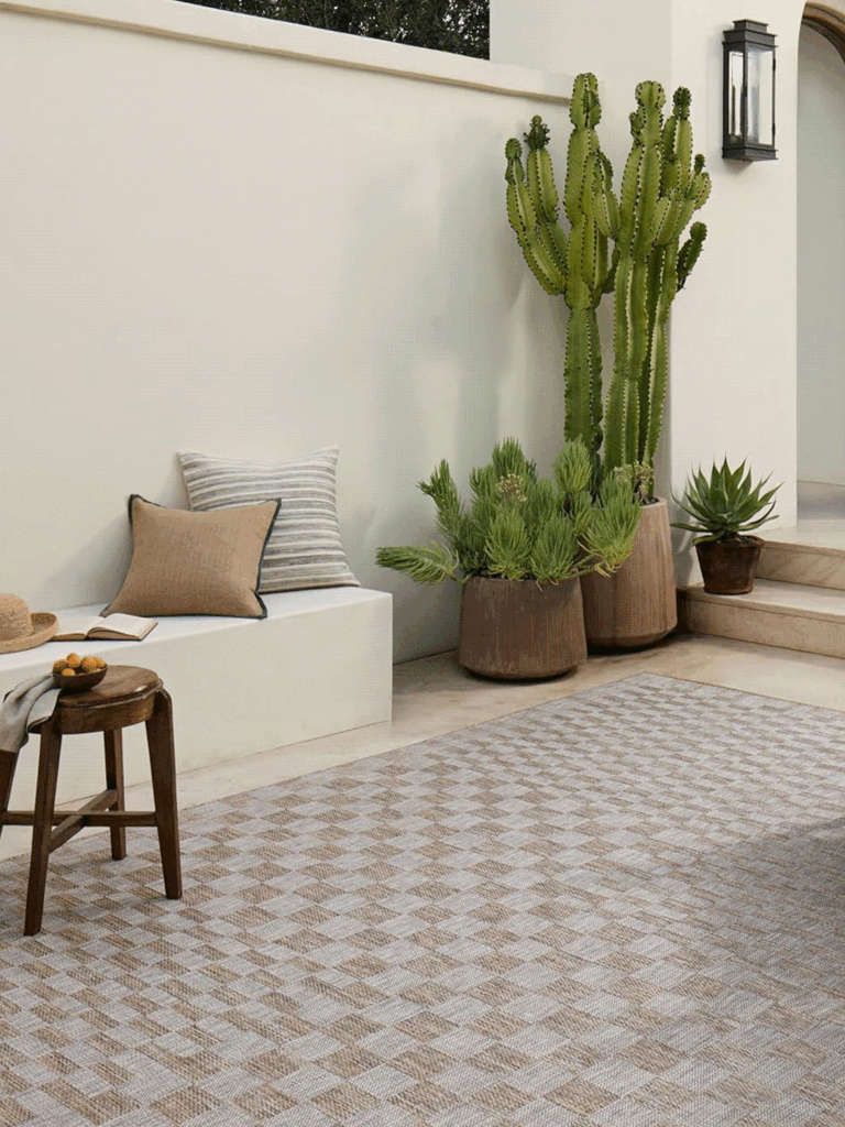 Furnish Your Patio for Less Than $500 at Amazon This Week Furnish Your Patio for Less Than $500 at Amazon This Week
