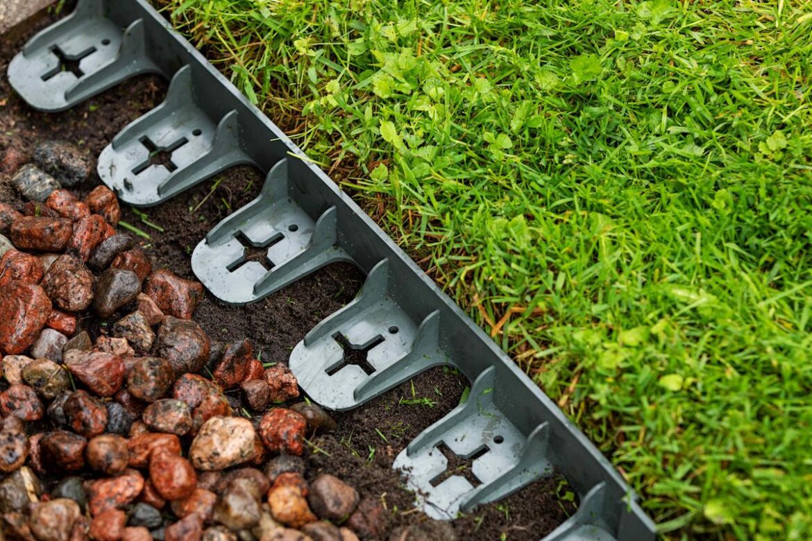 7 Reasons to Skip Plastic Edging in Your Garden Beds, According to Experts 7 Reasons to Skip Plastic Edging in Your Garden Beds, According to Experts