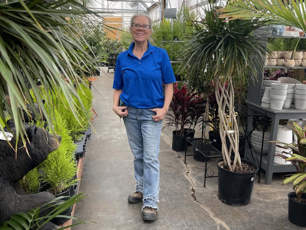 Carla Hrcyna returns Saturday for another season of the Lawn and Garden Journal - PembinaValleyOnline.com