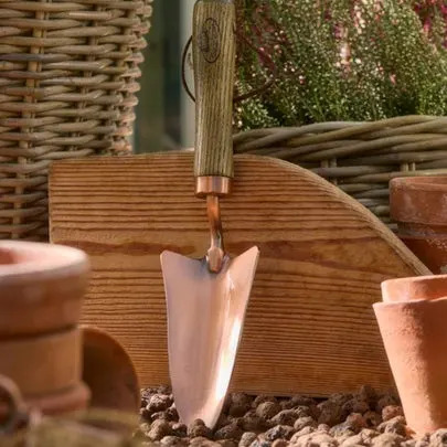 Cox & Cox Copper Trowel