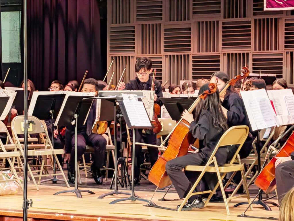 GC students perform at LI String Festival