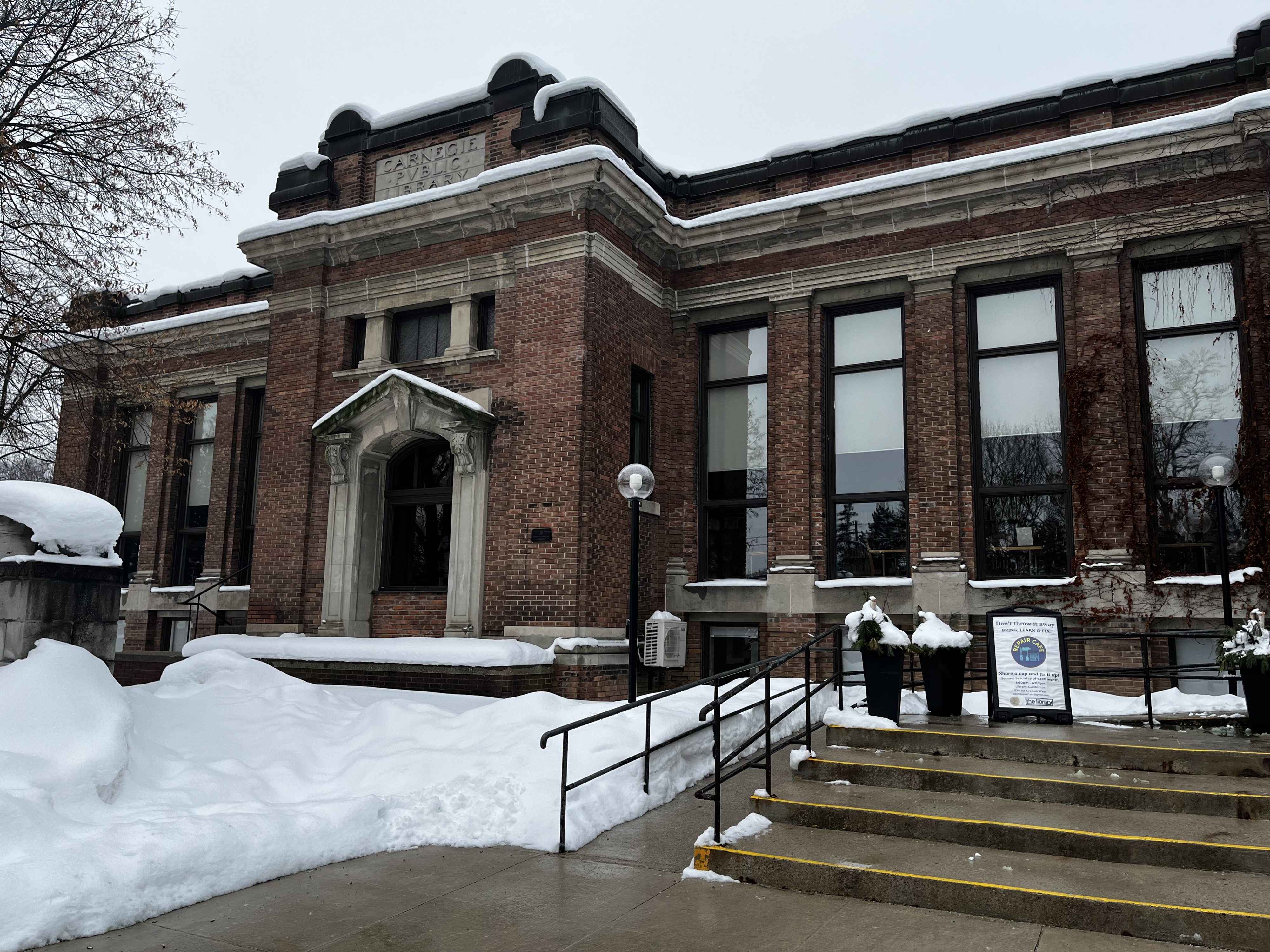 Owen Sound Library Launches "Gardener In Residence" Program