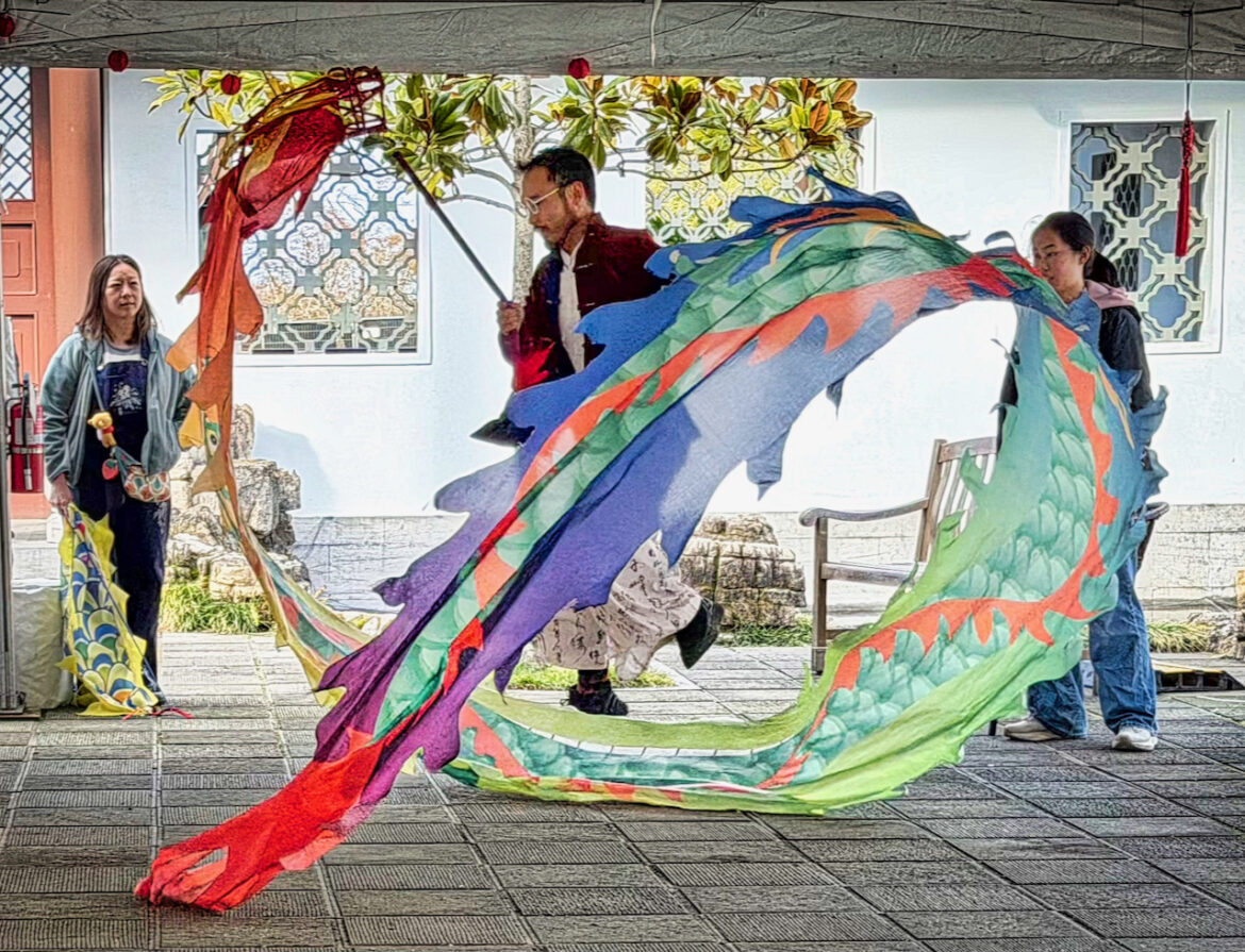Seattle Chinese Garden Celebrates Lantern Festival with traditional dances and community spirit Seattle Chinese Garden Celebrates Lantern Festival with traditional dances and community spirit