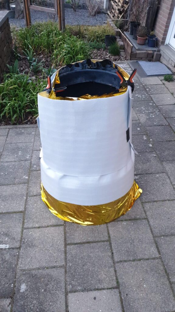 Geostationary Dalek bin