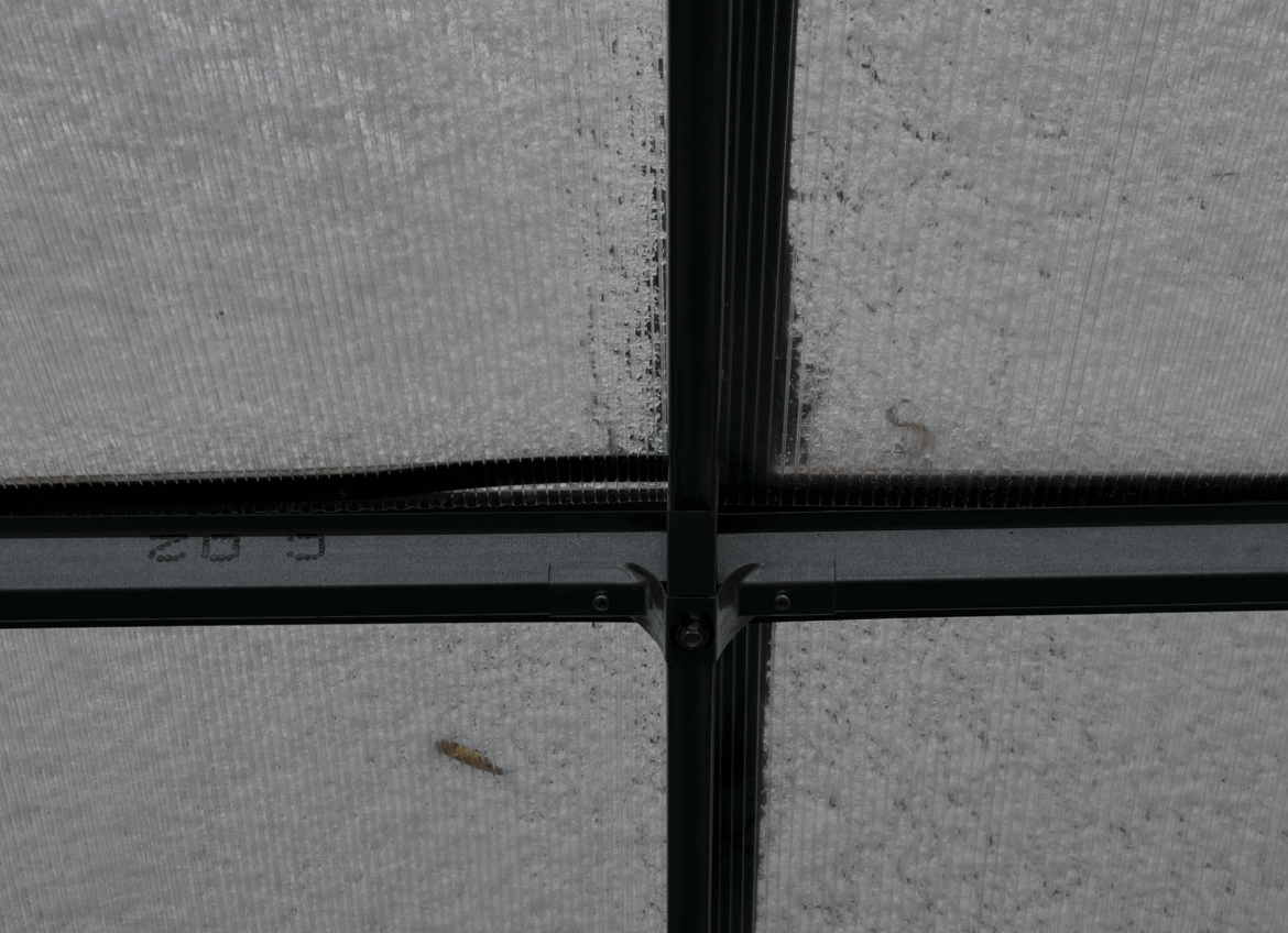 Sigma Planta Greenhouse Panels Seperating