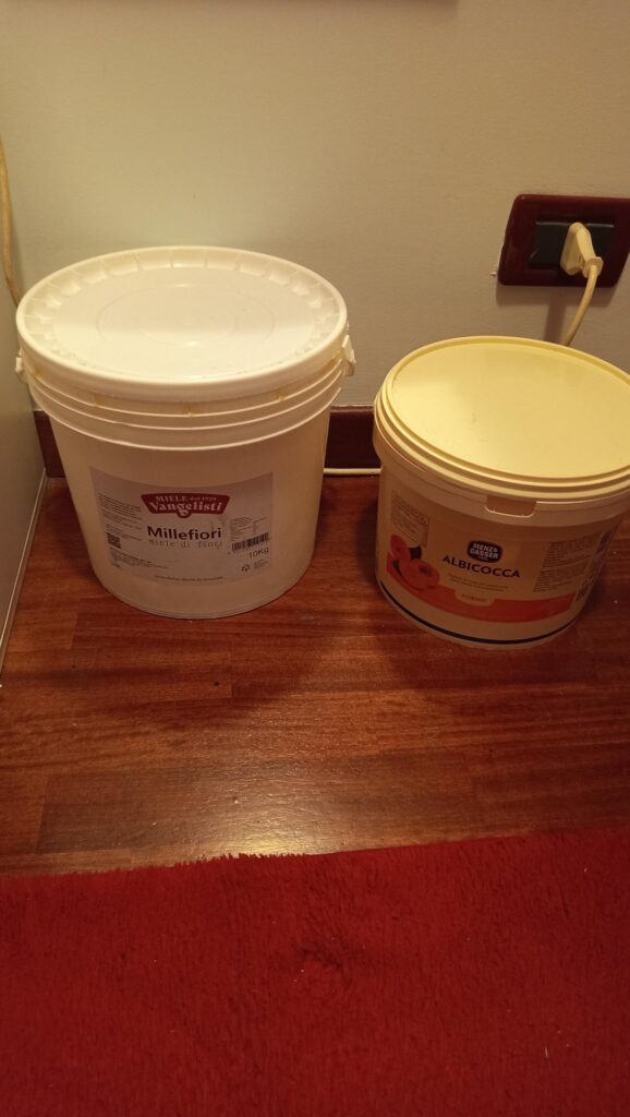 Too small for tomatoes/zucchini?