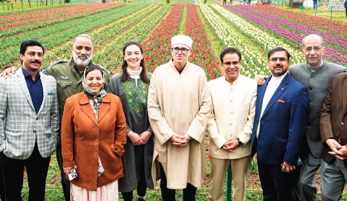 Asia’s Largest Tulip Garden in Kashmir Opens, Attracting Tourists Amid Blooming Spring The Pioneer
