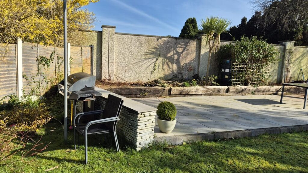 How would you place a pergola here?