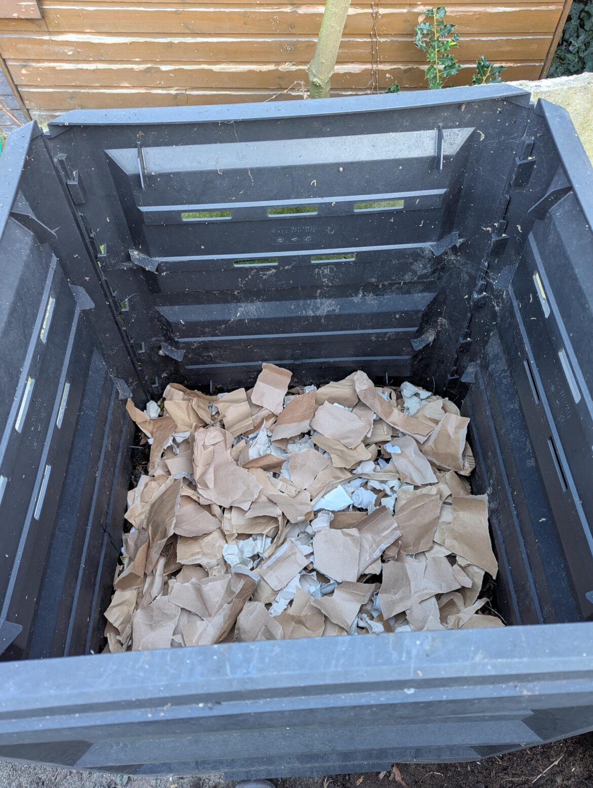 To mix or not to mix?