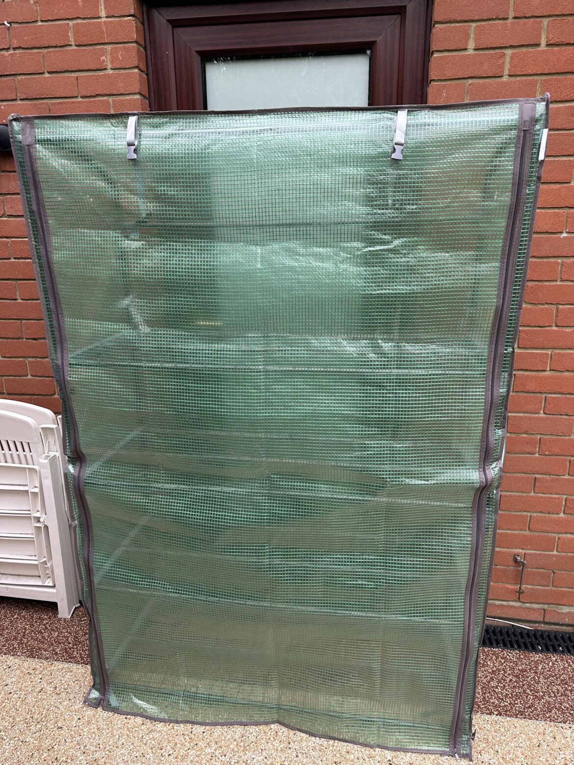Securing mini greenhouse