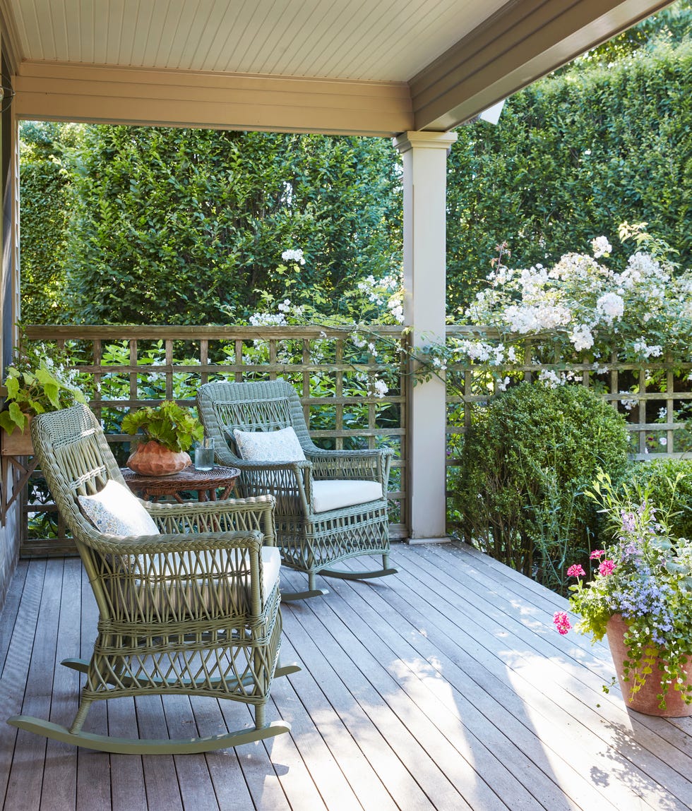 veronica swanson beard nantucket cottage front porch