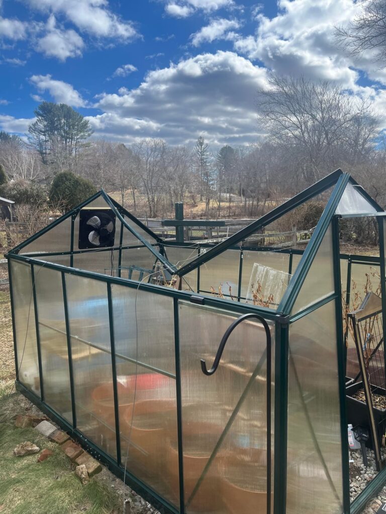 Looking for repair ideas aluminum greenhouse Looking for repair ideas aluminum greenhouse