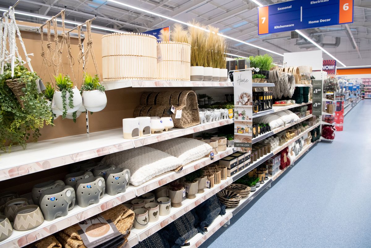 An image of homeware shelves in a B&M store