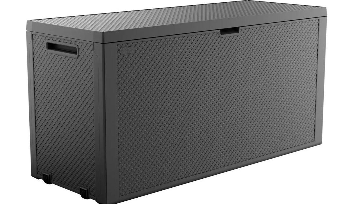 The storage box is being praised for its 'weatherproof' design