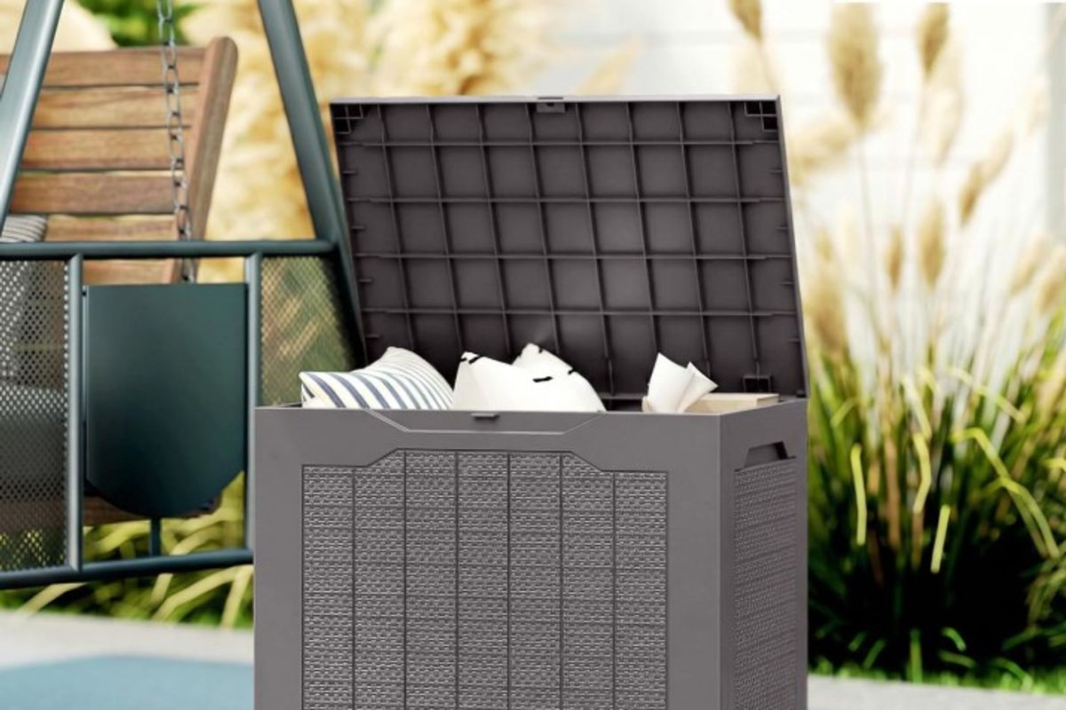 The storage box is being praised for its 'weatherproof' design
