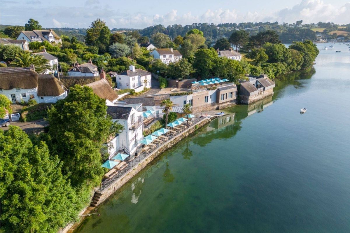 The Shipwrights Arms in Helford