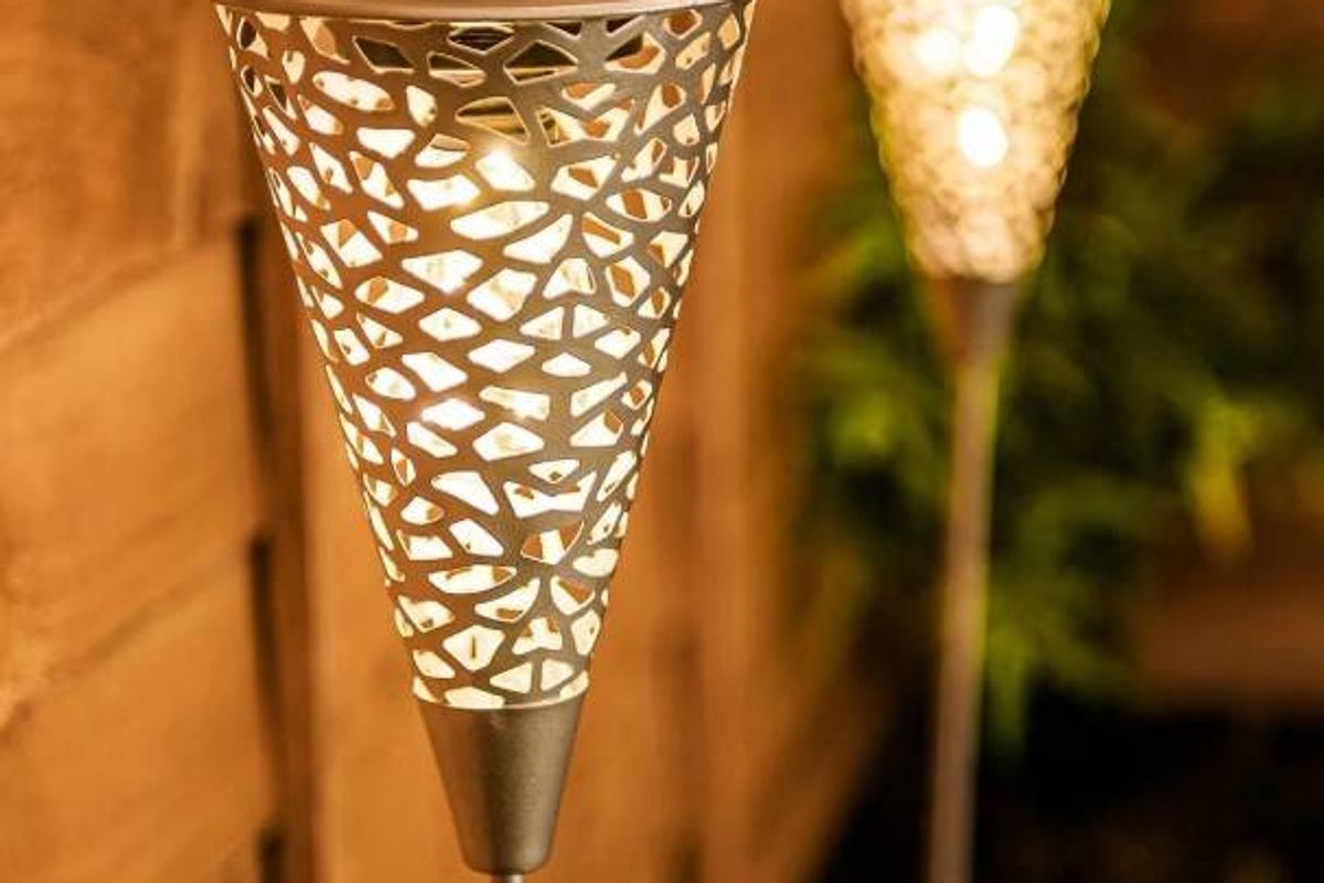 The Livivo Solar Power Ornament Silhouette Stake Light