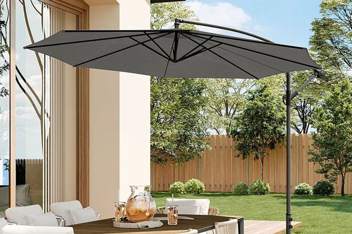 Extra large patio parasol that lets you work outside gets reduced from £319 to £114