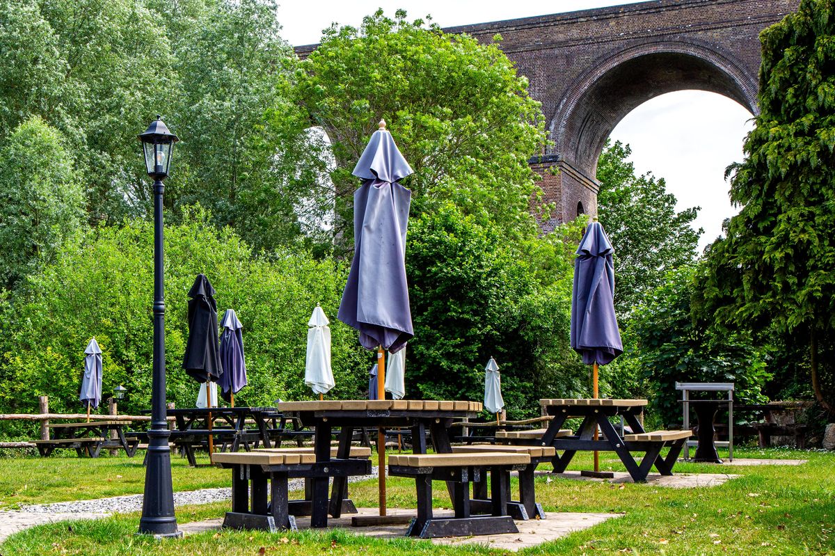 Swan Inn, Chappel, beer garden