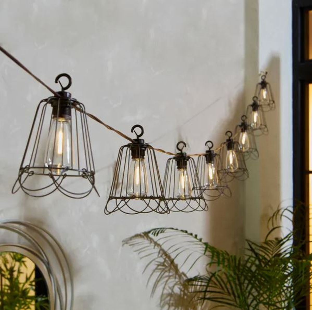 Cafe Metal 8 LED Outdoor Solar String Lights