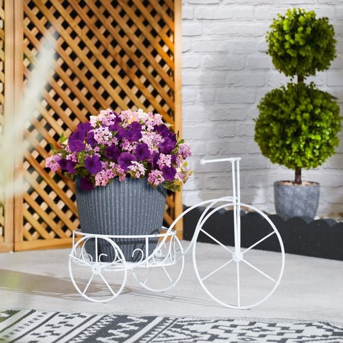 The Jardin 3D Bicycle Plant Holder