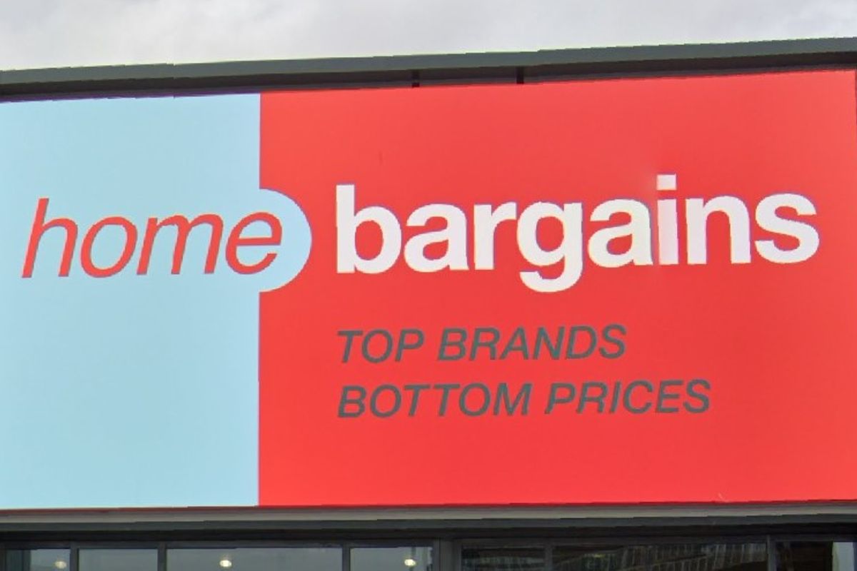 Home Bargains sign