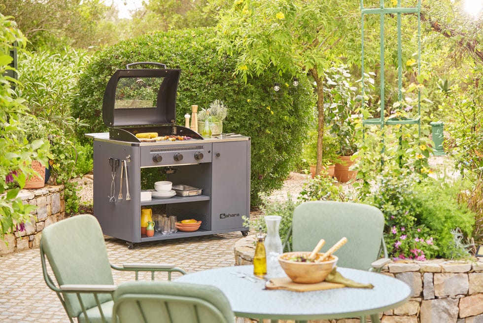 outdoor grill
