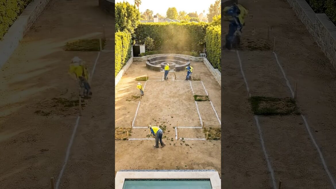 Watch This Empty Backyard Turn Into a Luxury Fire Pit Garden! Watch This Empty Backyard Turn Into a Luxury Fire Pit Garden!