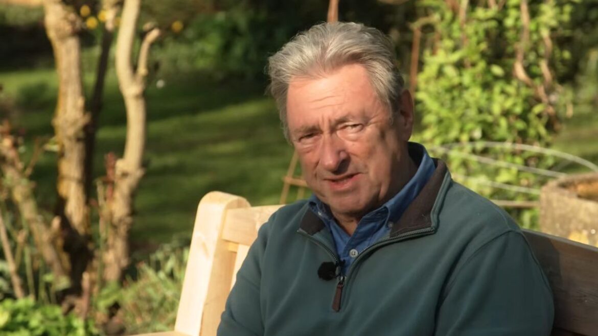 Alan Titchmarsh shares 3 lawn tasks you ‘must do’ in April for better moss-free grass Daily Mirror
