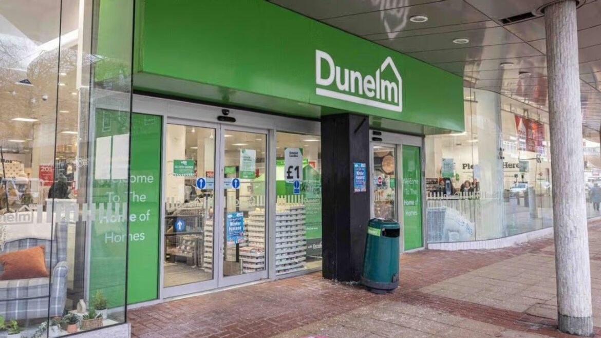 Dunelm’s £39 garden chair is ‘so relaxing I fall asleep outside’ Manchester Evening News