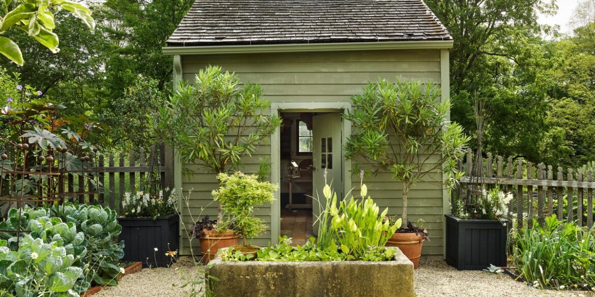 Inside Bunny Williams’s Dreamy Connecticut Potting Shed Inside Bunny Williams’s Dreamy Connecticut Potting Shed