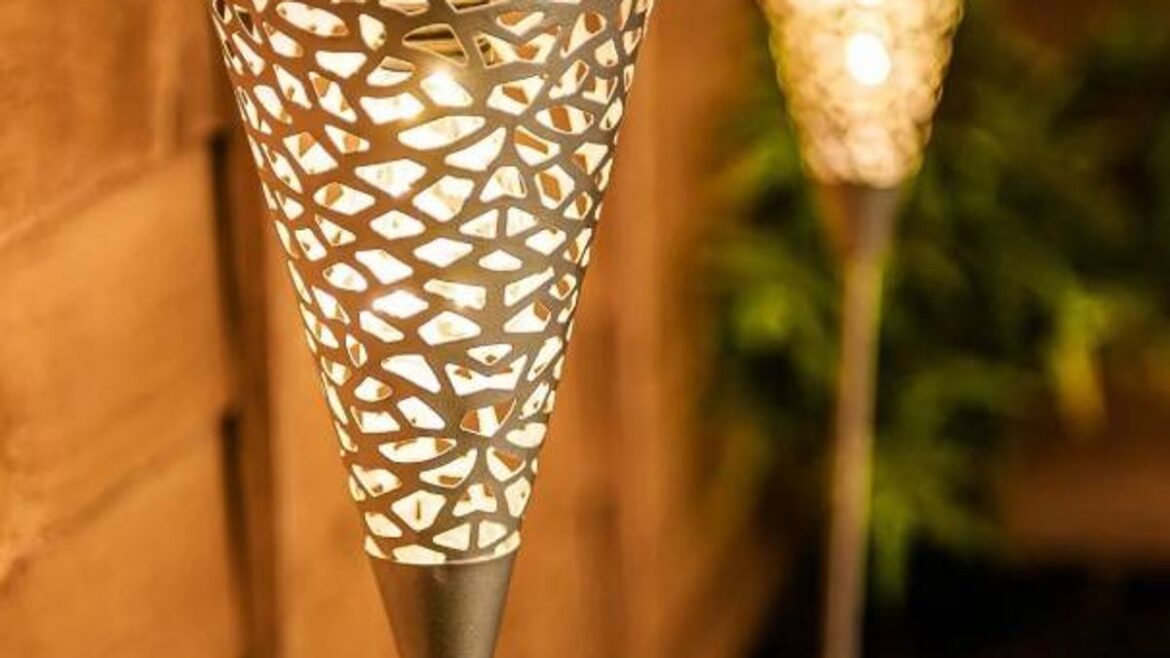 Solar lights that ‘brighten up the garden beautifully now £20 Liverpool Echo