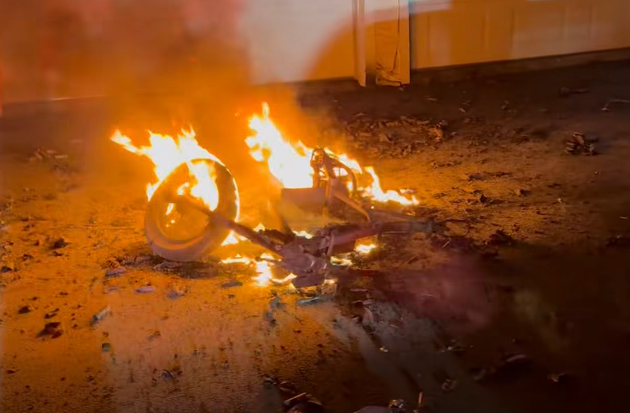Firefighters extinguish e-bike fire on Garden Road in Orange Firefighters extinguish e-bike fire on Garden Road in Orange