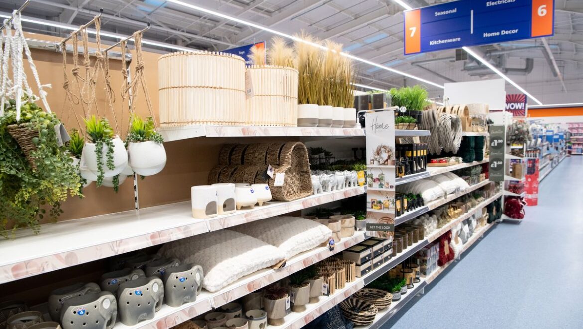 B&M’s £150 garden accessory ‘transforms’ outdoor spaces into ‘a cosy oasis’ Daily Record