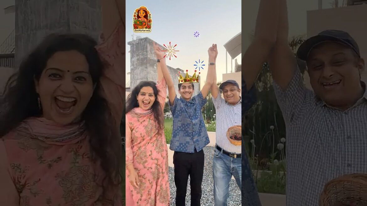 Mulberry Harvesting Race! 🍓 Dekho Kaun Jeeta? 🤔💥