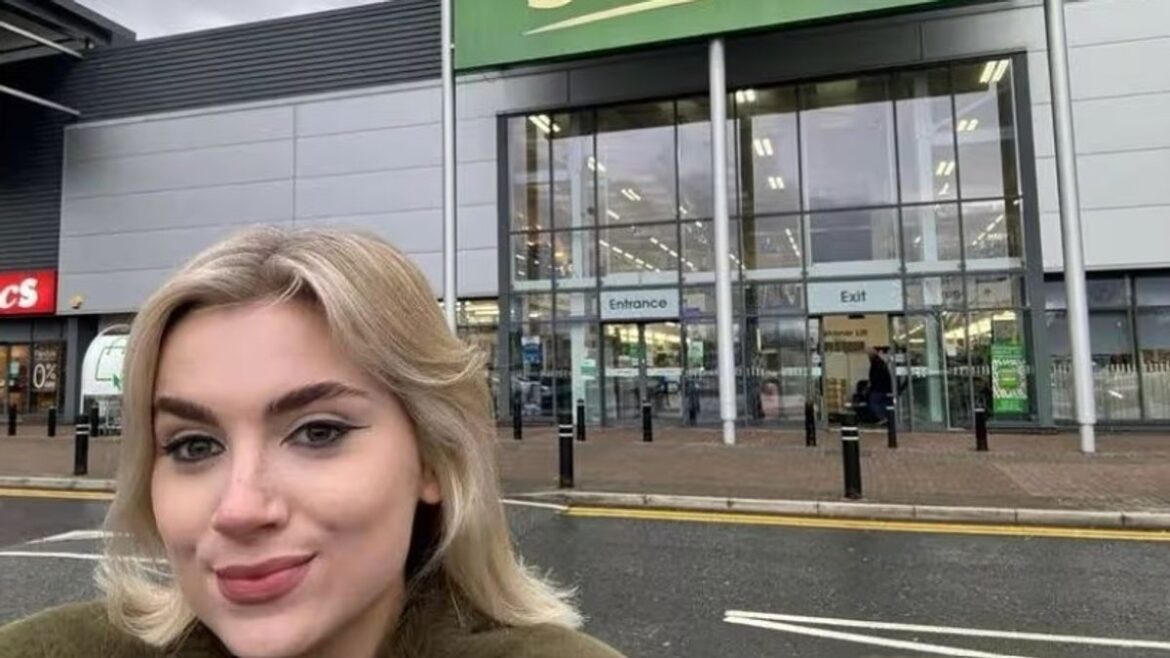 I found a £30 Dunelm buy that ‘opens up your garden’ no matter how small Manchester Evening News