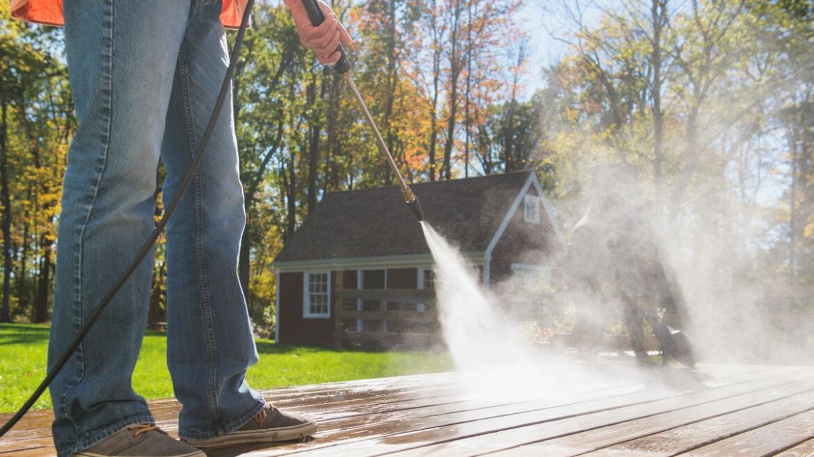 Aldi launches pressure washer for garden cleaning that’s £45 cheaper than Argos Daily Mirror