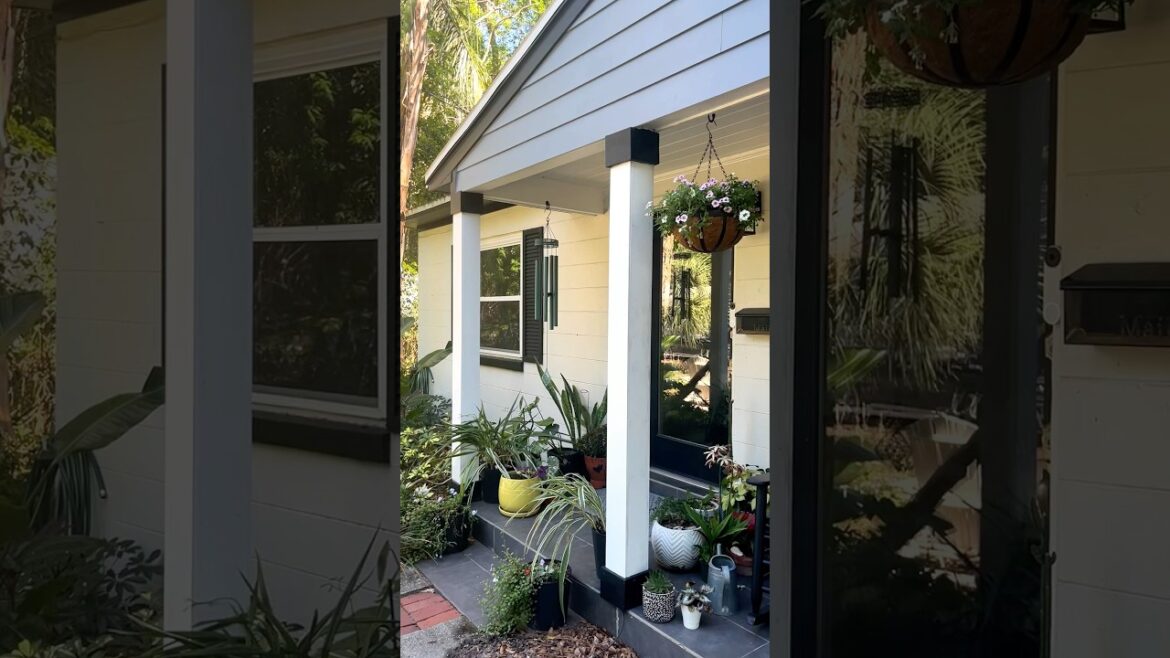 ✨ This Metal Wind Chime Sounds Magical on My Porch! ✨ This Metal Wind Chime Sounds Magical on My Porch!